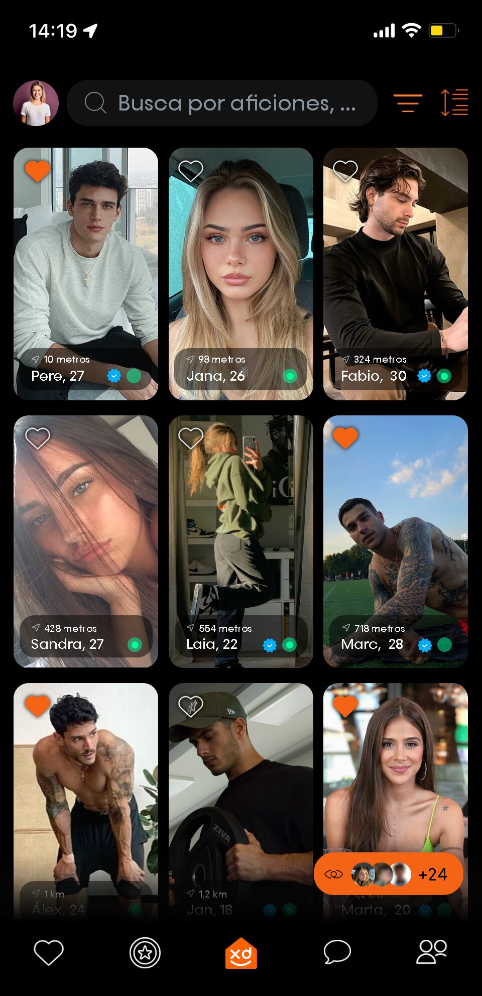 Pantalla principal de Xder: grid de personas ordenadas por distancia real, con indicadores de actividad